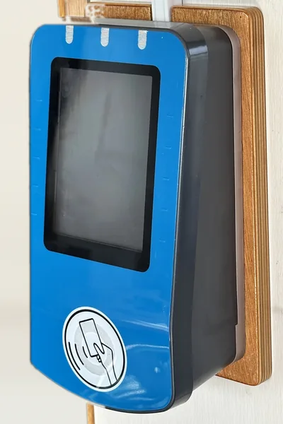 Installed payment terminal